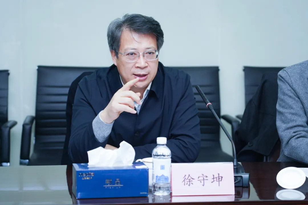 常州大學(xué)徐守坤書記、陳海群校長一行蒞臨神開參觀考察(圖3)